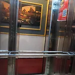La Pazza Hotel 3*