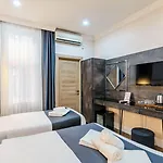 La Pazza 3* Istanbul