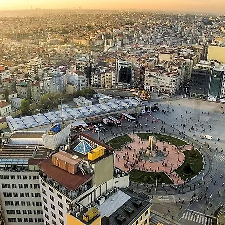 La Pazza Istanbul