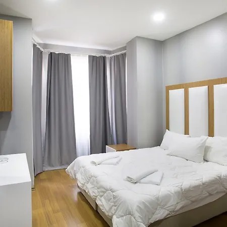 Hotel La Pazza 3*