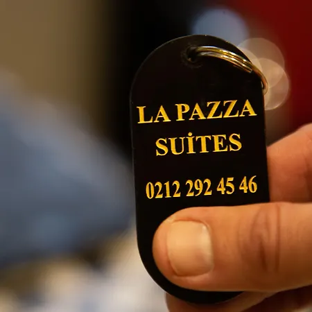 ホテル La Pazza