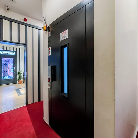 Hotel La Pazza