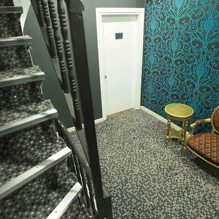 La Pazza Hotell Istanbul